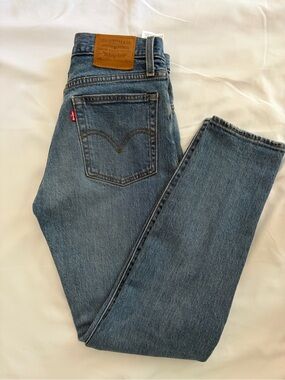 Levi’s Women’s Wedgie Straight Jeans
